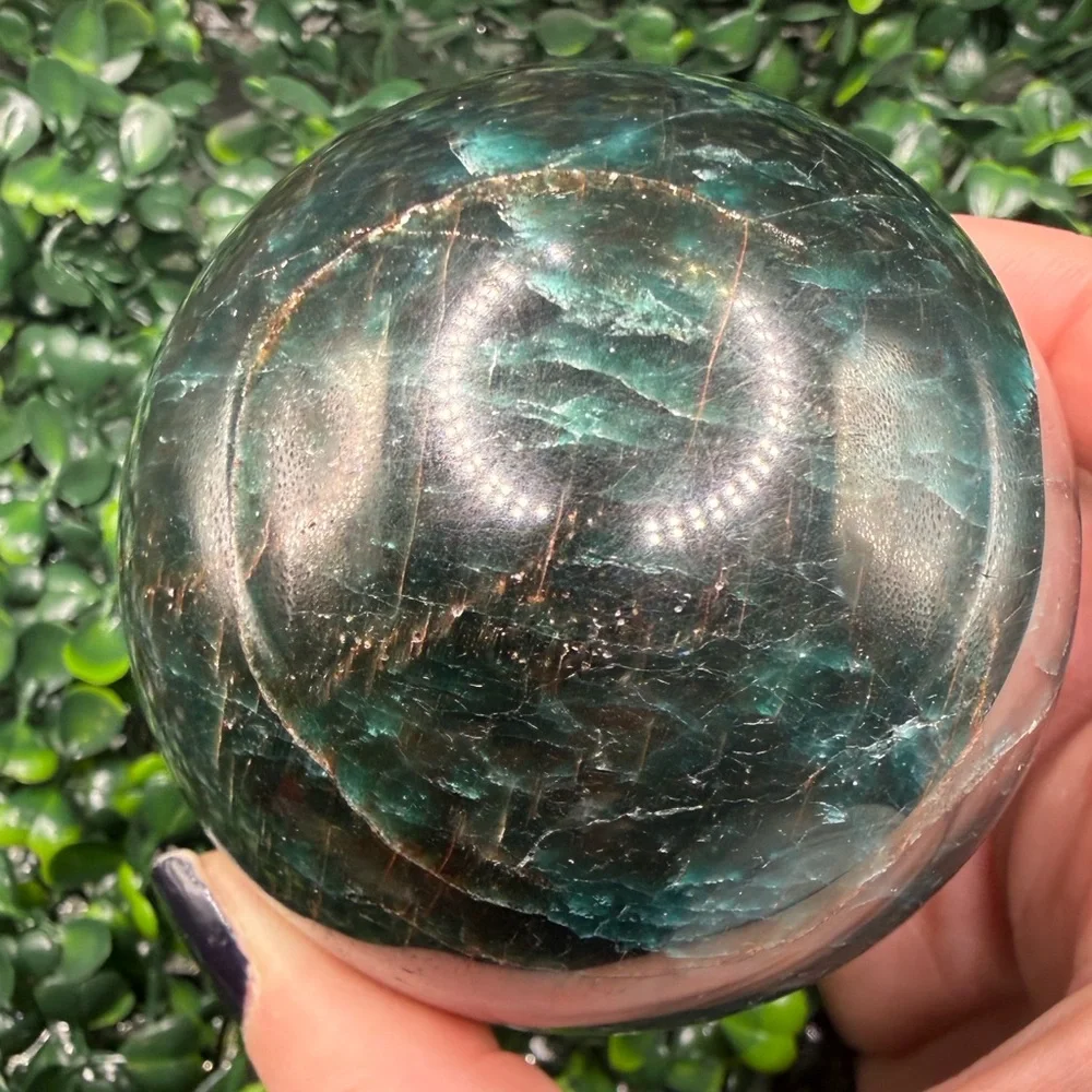 75mm Amazing, Flashy & Chatoyant Blue Apatite Sphere - Picture 3 of 6
